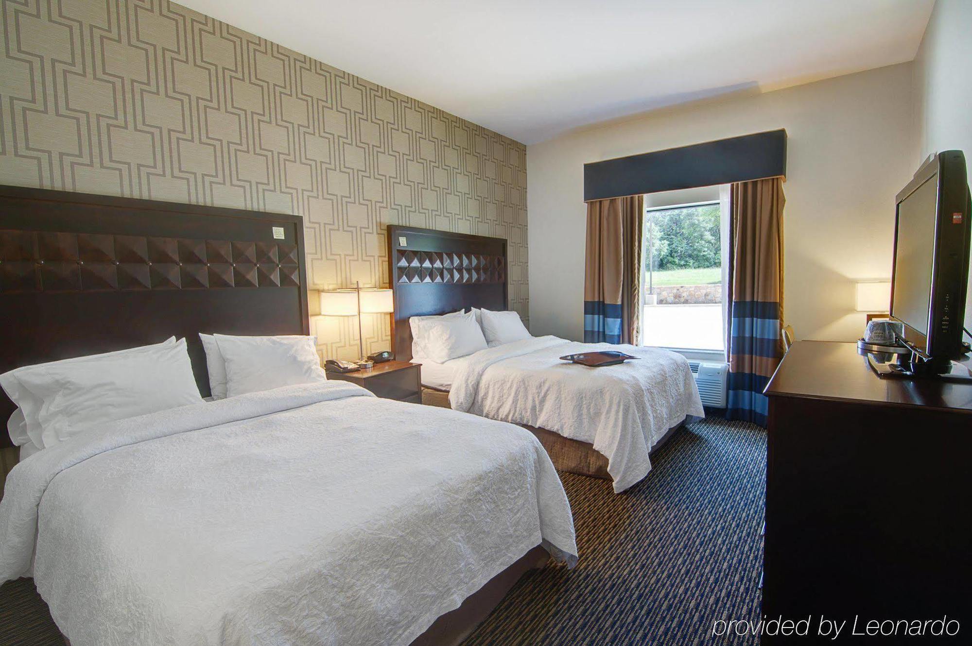 Hampton Inn & Suites Mobile Providence Park/Airport Exterior foto